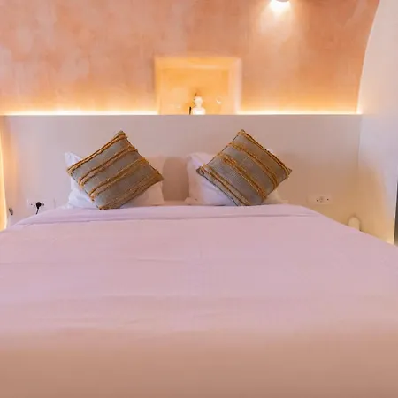 White Curves Santorini Nocleg ze śniadaniem Akrotírion