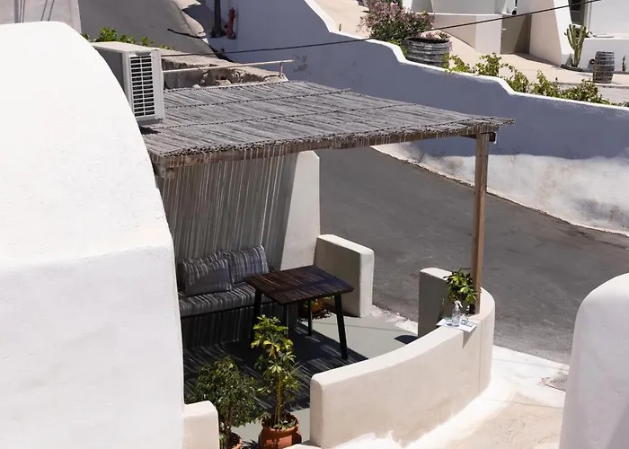 Bed & Breakfast White Curves Santorini