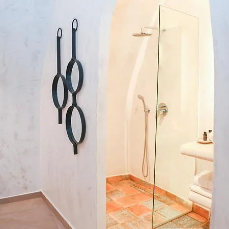 Bed and breakfast White Curves Santorini Akrotírion