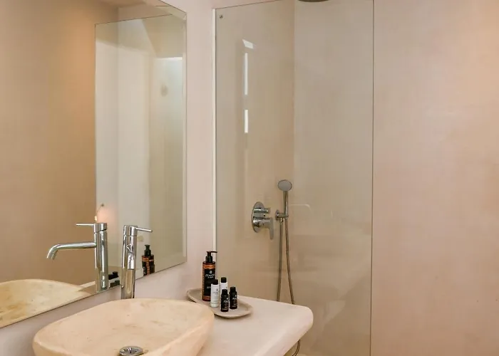 White Curves Santorini Akrotírion