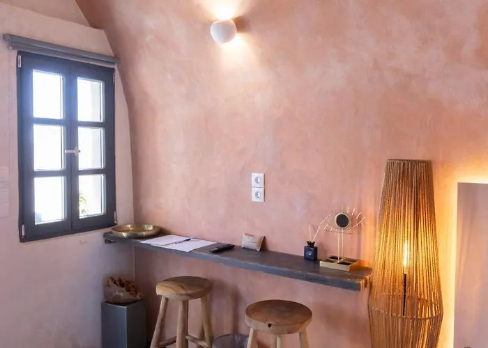 White Curves Santorini 住宿加早餐酒店 4*