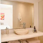 White Curves Santorini Bed & Breakfast 4*