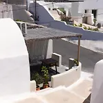 Bed & Breakfast White Curves Santorini