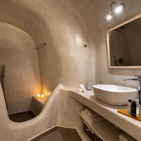 White Curves Santorini Bed & Breakfast *