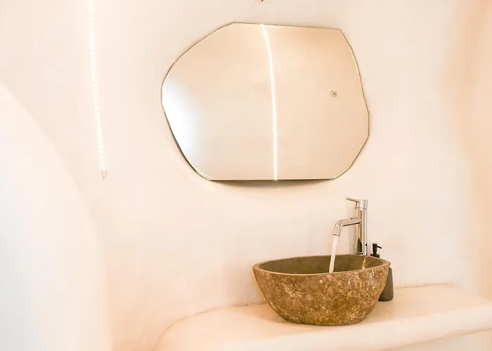 Bed & Breakfast White Curves Santorini 4*