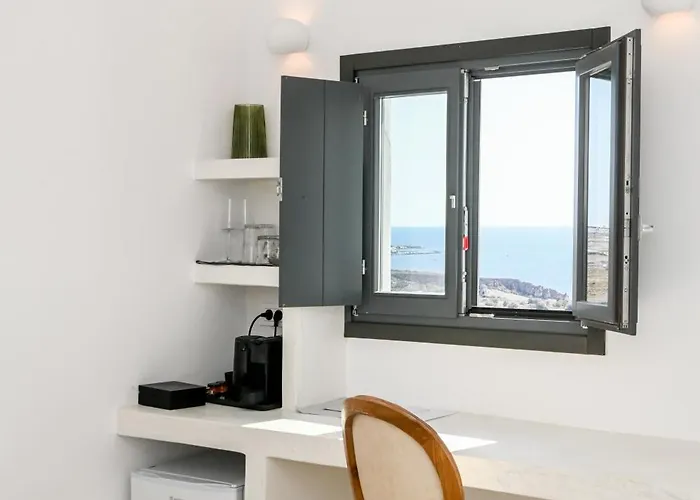 White Curves Santorini Akrotírion